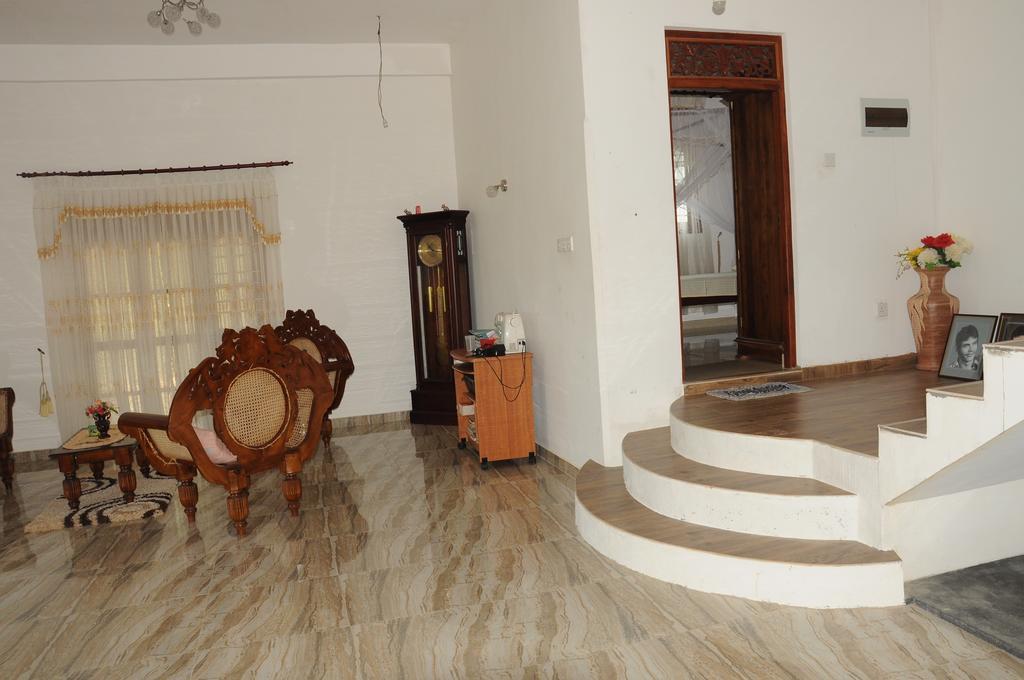 Deutsche Villa Hikkaduwa Luaran gambar